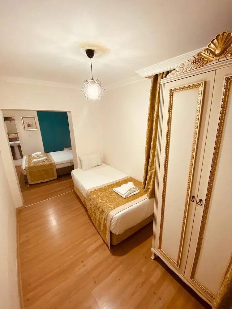 Standard Üç Kişilik Oda