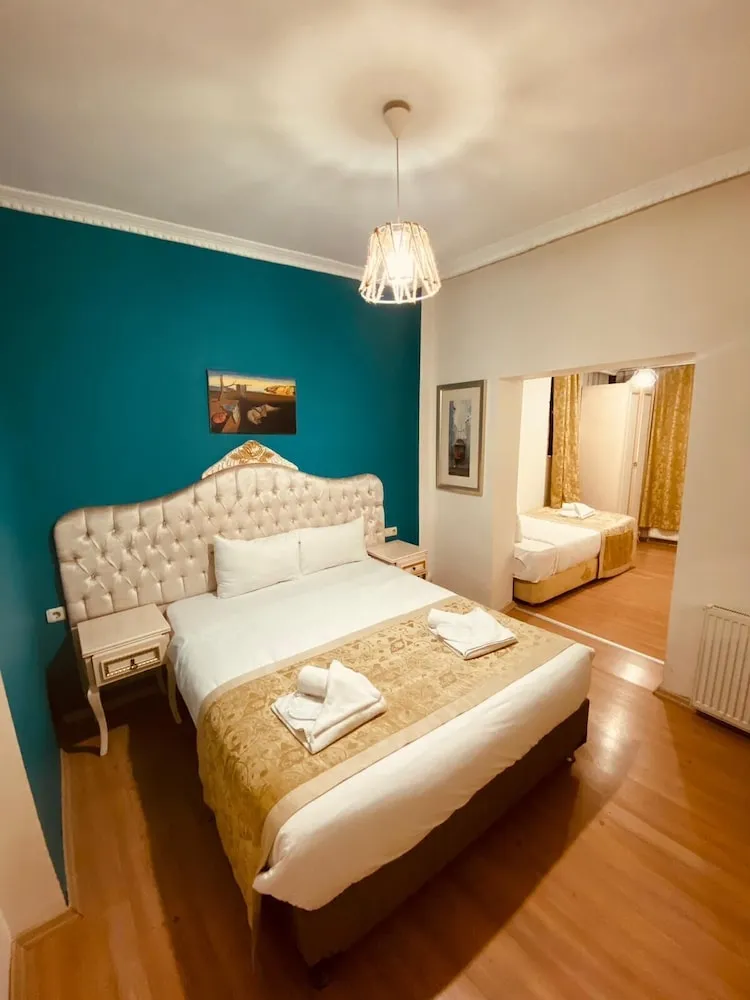 Standard Üç Kişilik Oda