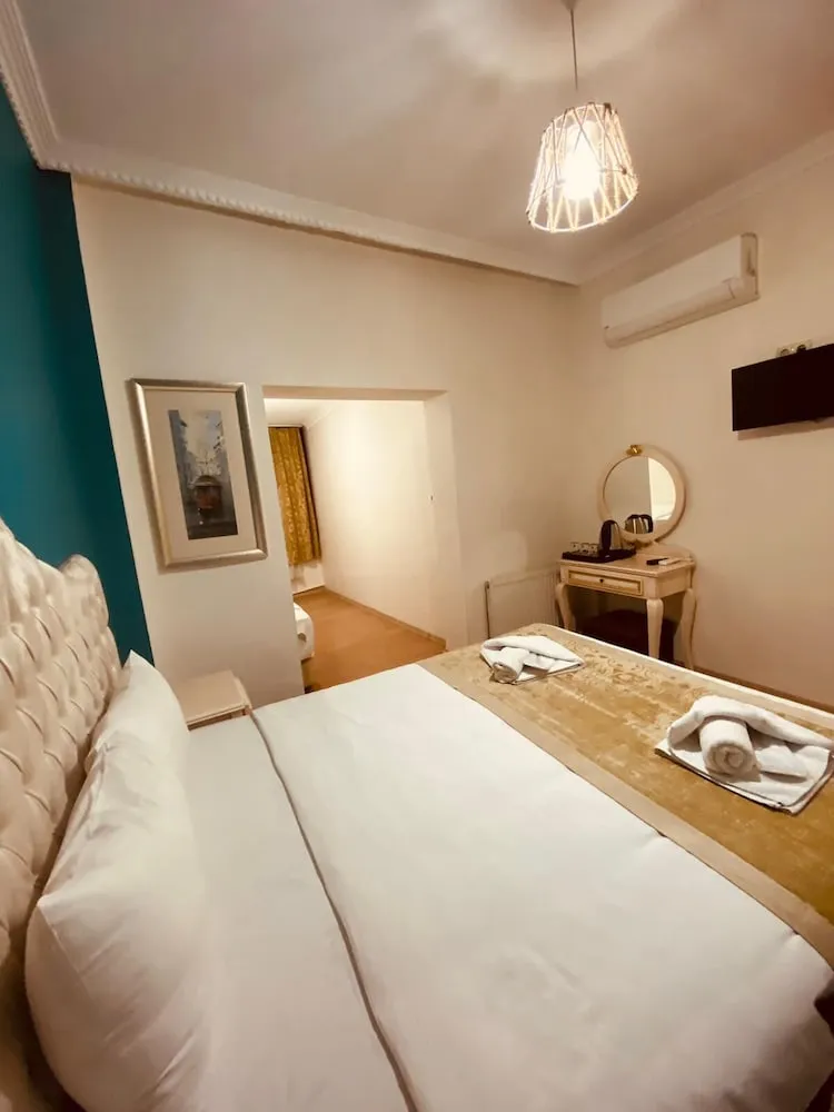 Standard Üç Kişilik Oda