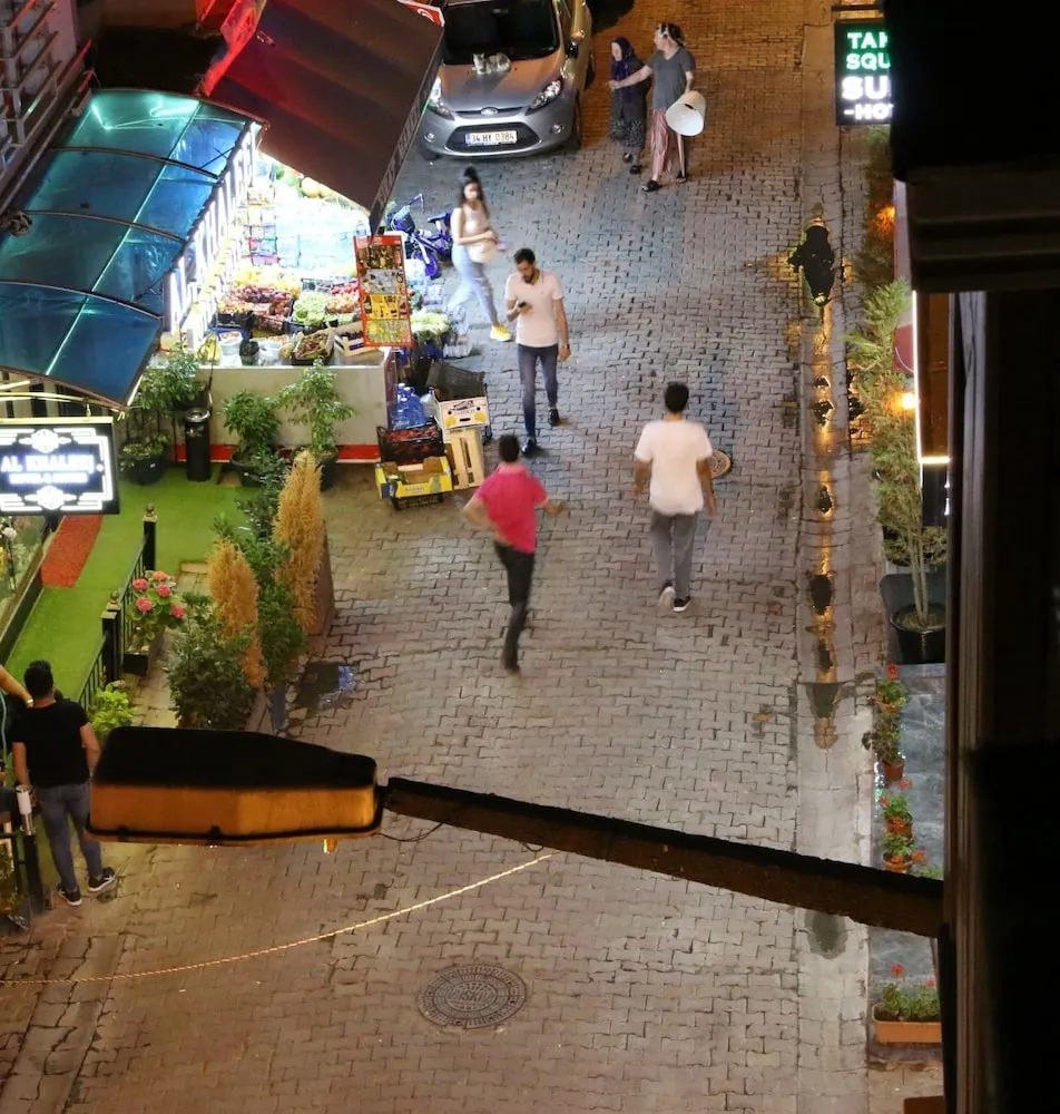 Standard Tek Büyük veya İki Ayrı Yataklı Oda