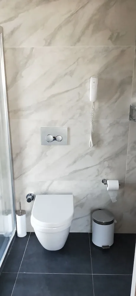 Elite Tek Büyük Yataklı Oda