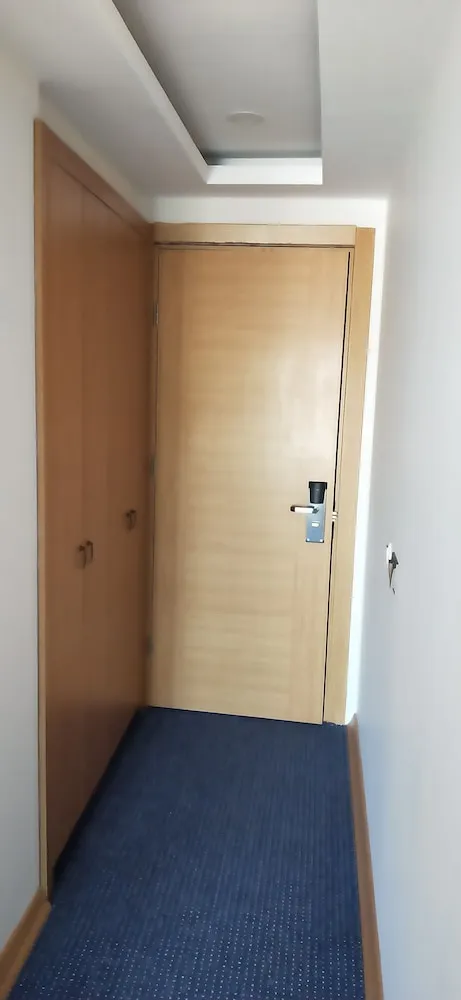 Classic Üç Kişilik Oda, Sigara İçilmez