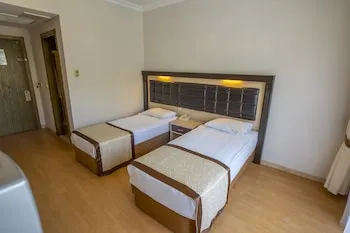 Tu Casa Gelidonya