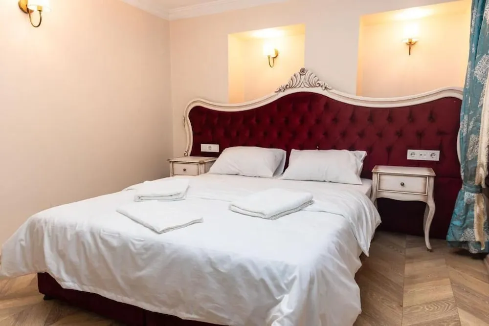 Deluxe Üç Kişilik Oda