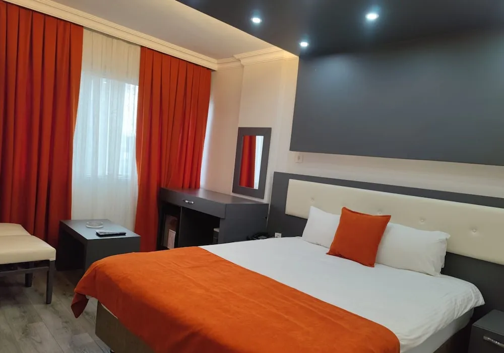 Superior Oda, Şehir Manzaralı