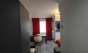 Wox Ew Hotel