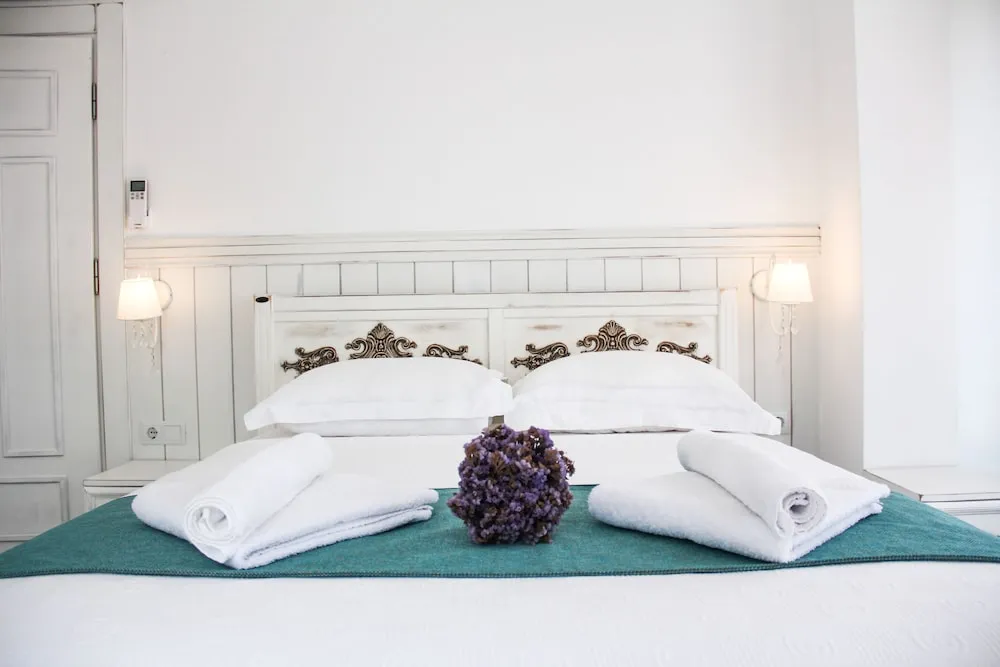 Deluxe Üç Kişilik Oda, Deniz Manzaralı, Denize Bakan
