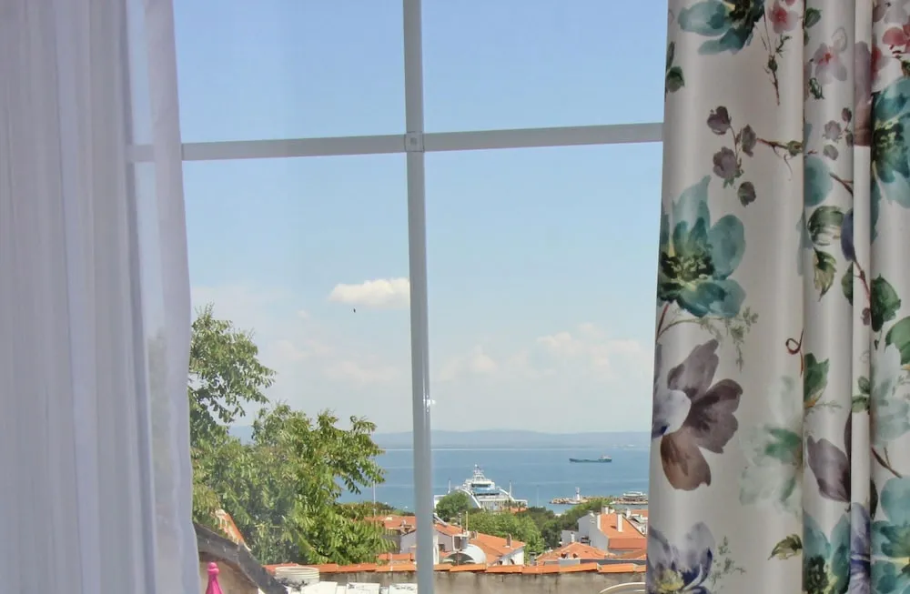 Deluxe Oda, Deniz Manzaralı, Denize Bakan