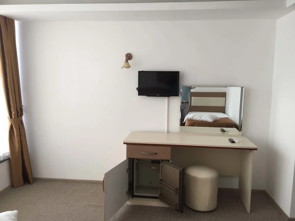 Family Dört Kişilik Oda, Birden Çok Yatak, Sigara İçilebilir