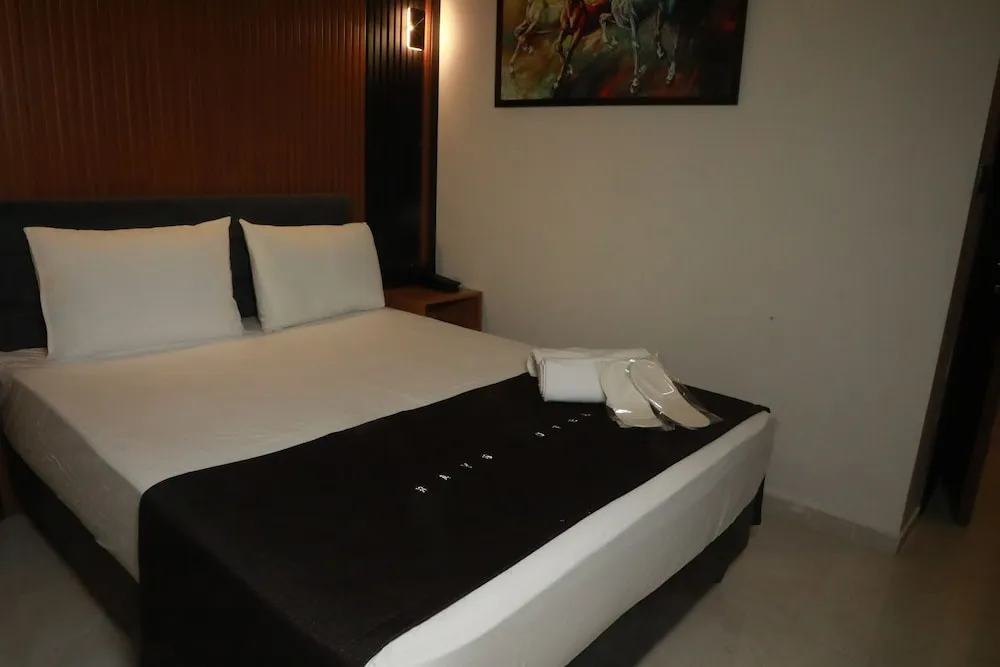 Deluxe Tek Büyük Yataklı Oda, Küvet
