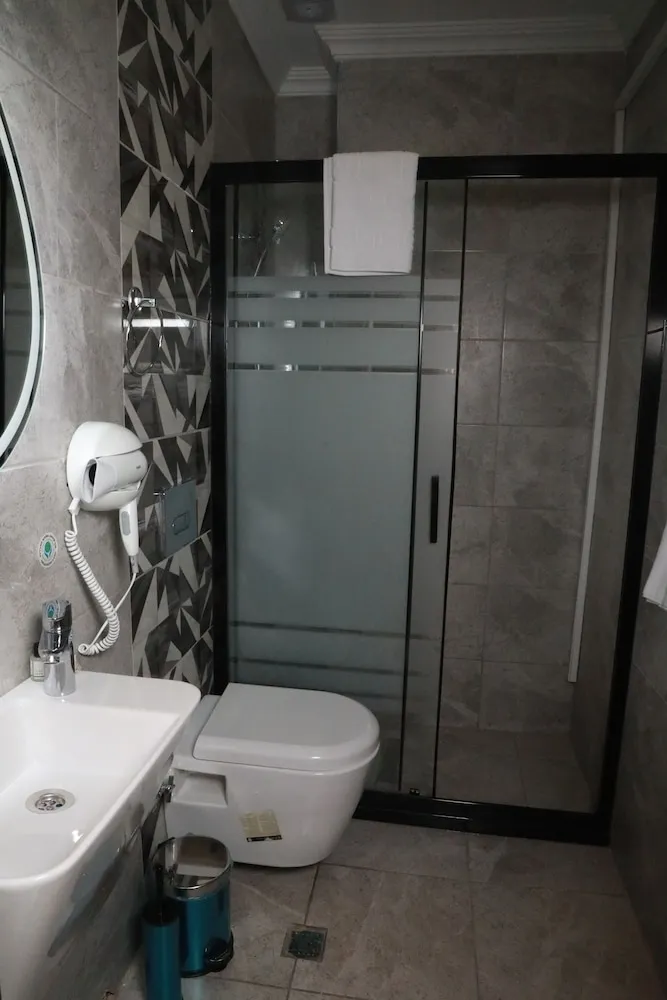 Deluxe Tek Büyük Yataklı Oda, Küvet
