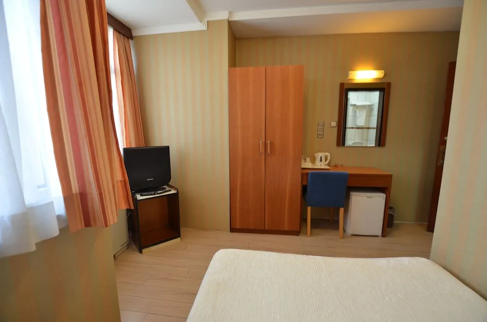 Tek Kişilik Oda, 1 Yatak Odası, Şehir Manzaralı