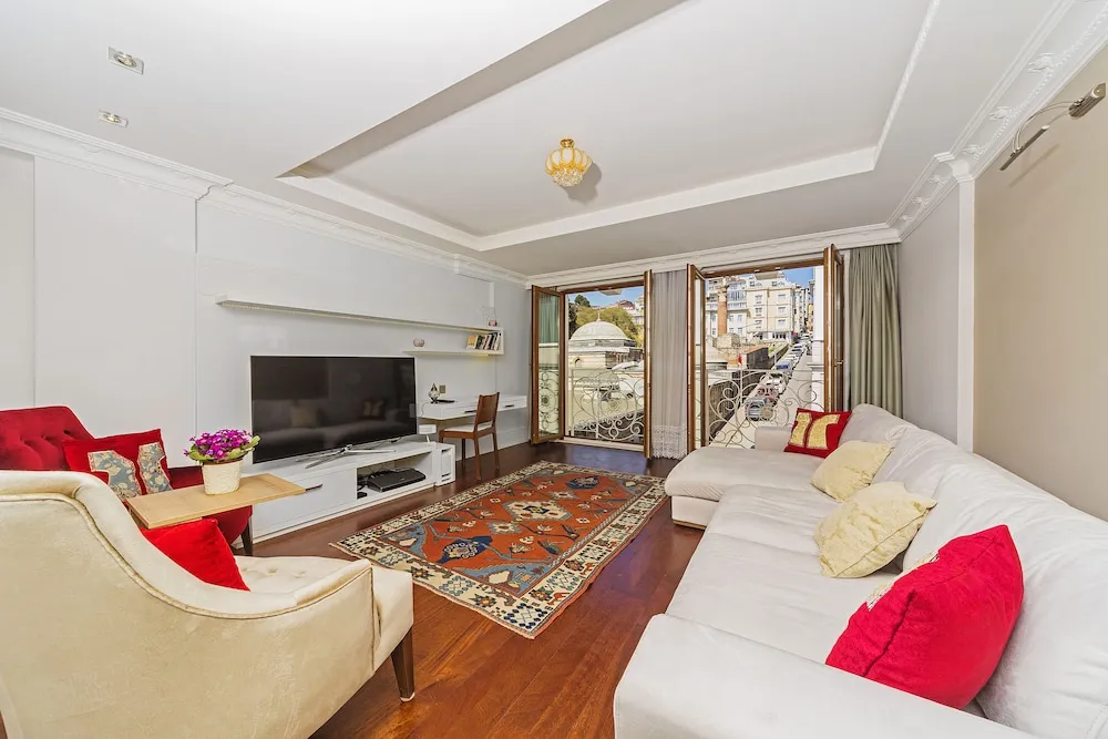 Luxury Apartment, 1 Bedroom, Balcony ''Annex''