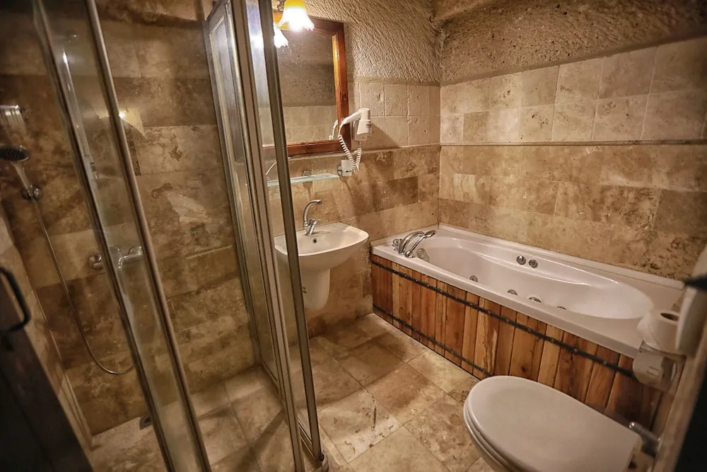 Deluxe Üç Kişilik Oda, Birden Çok Yatak