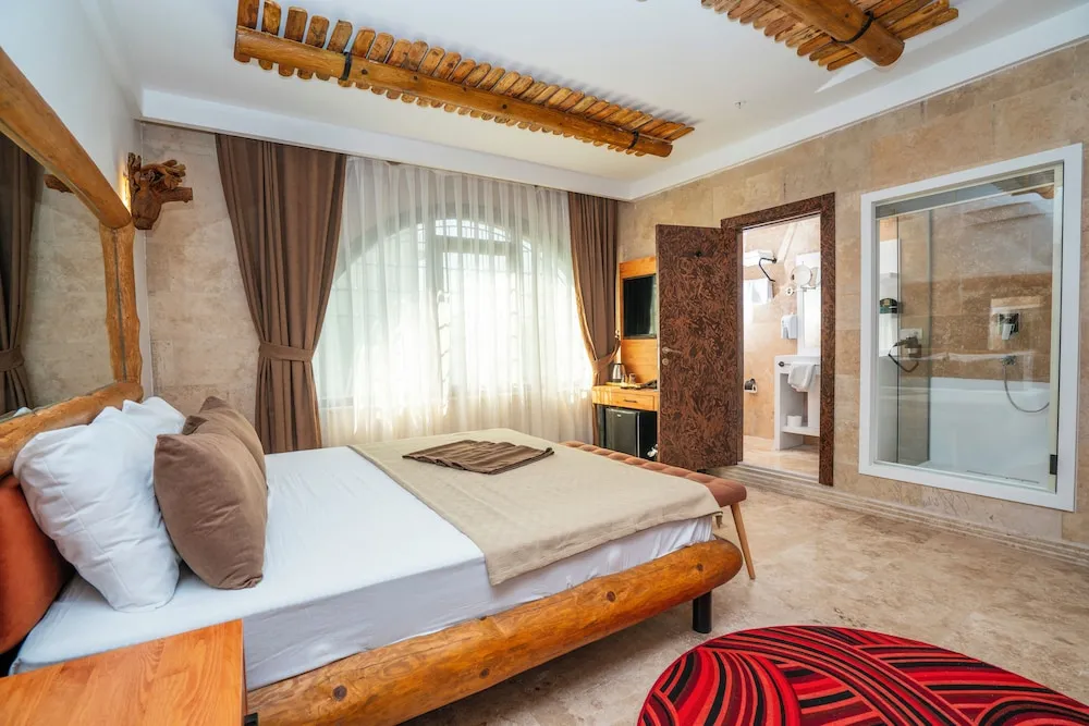 Comfort Tek Büyük Yataklı Oda