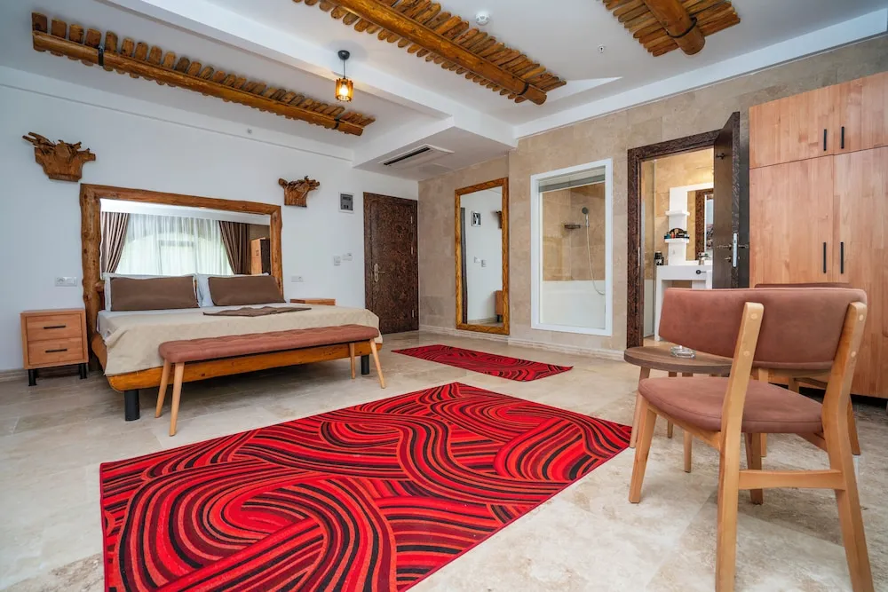 Comfort Tek Büyük Yataklı Oda