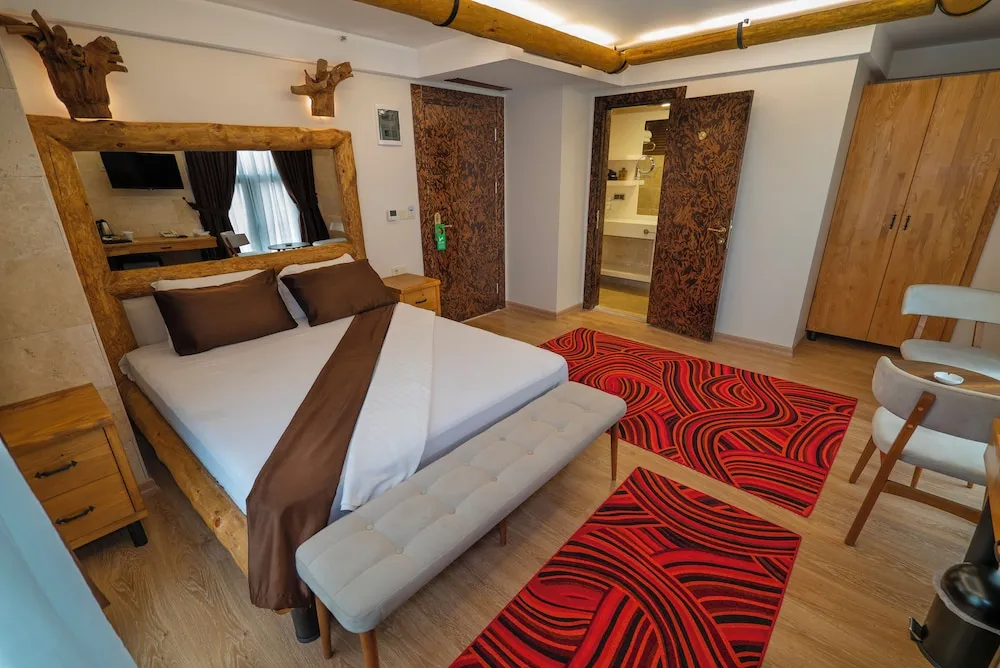 Comfort Tek Büyük Yataklı Oda