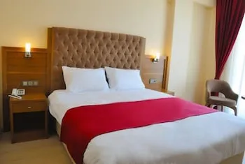 Konuk Hotel