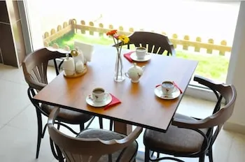 Konuk Hotel