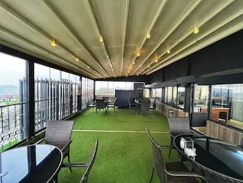 Seref Hotel