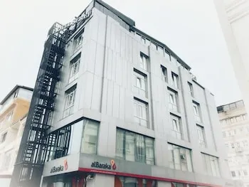 Seref Hotel