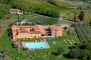 Hotel Casolare Le Terre Rosse