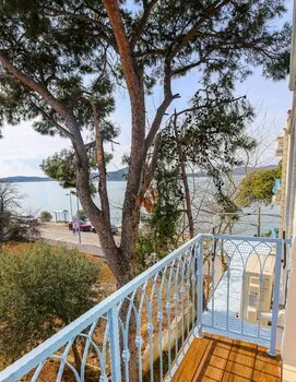 Ayvalık Mavi Çam Otel