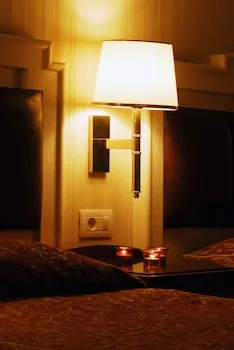 Taksim Metropark Hotel