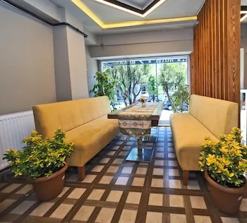 Sunrise Hotel
