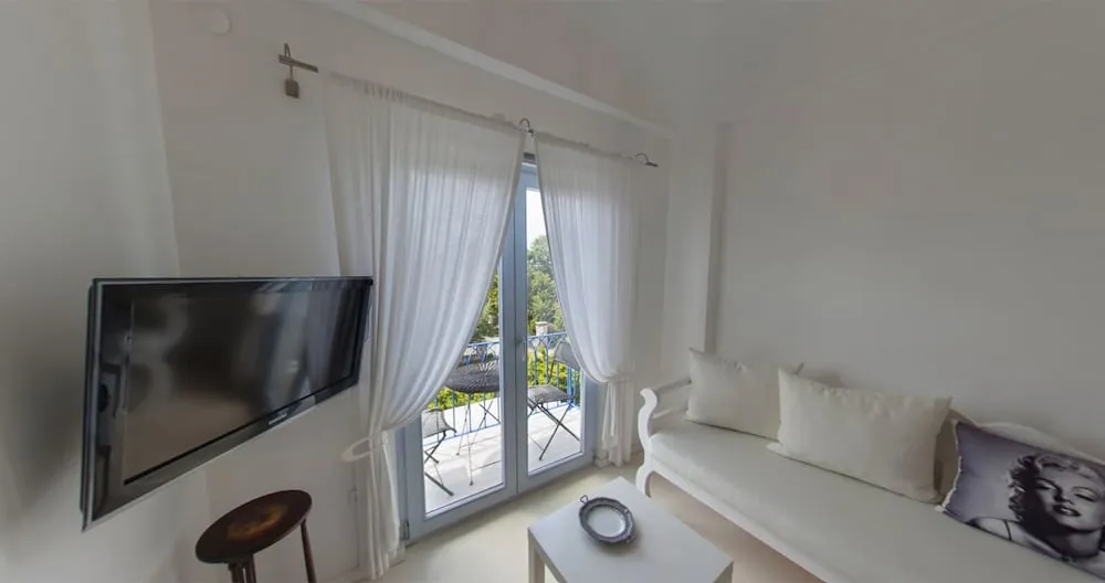 Deluxe Tek Büyük Yataklı Oda, Deniz Manzaralı