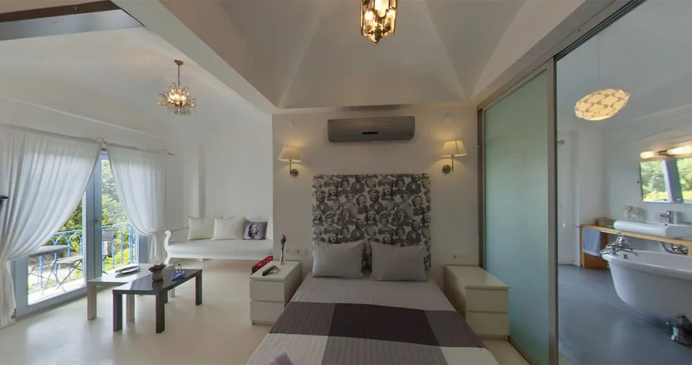 Deluxe Tek Büyük Yataklı Oda, Deniz Manzaralı