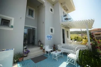 Aspasia House Hotel