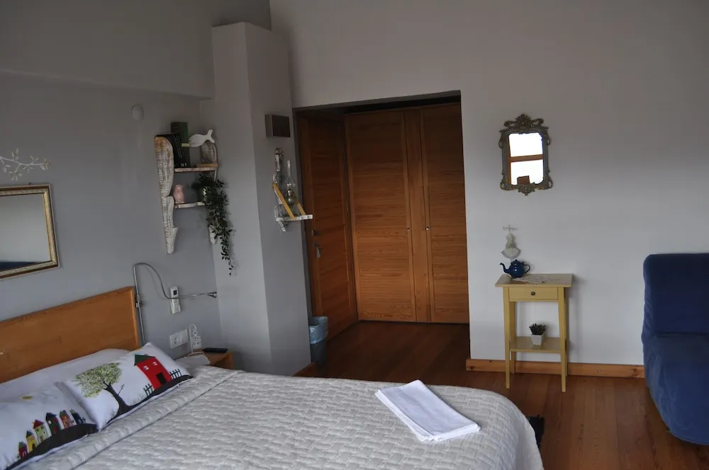 Standard Tek Büyük Yataklı Oda