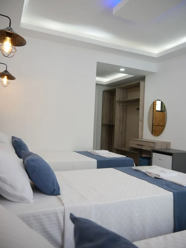 Standart 3 tek yataklı oda