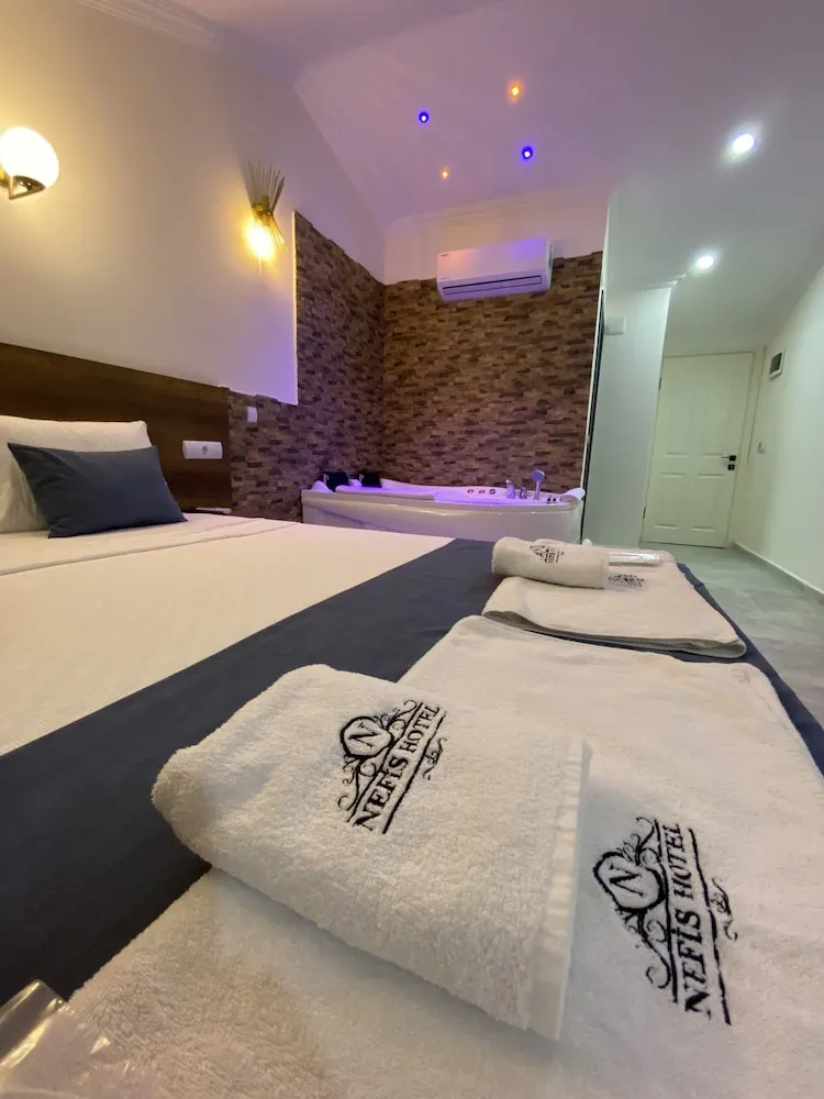 Superior Çatı Katı (Loft), Sıcak Su Küveti