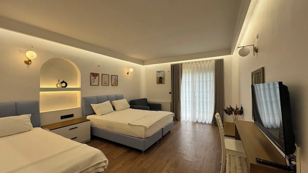 Standard Üç Kişilik Oda, Balkon