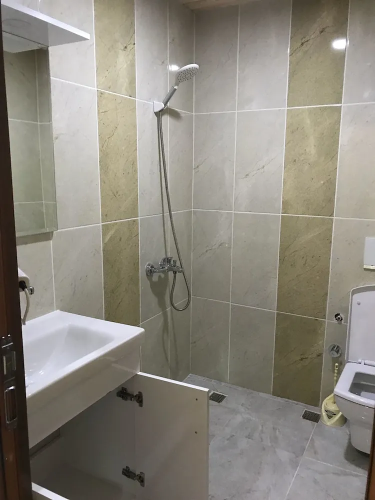 Standard Oda, 1 Yatak Odası, Sigara İçilebilir, Göl Manzaralı