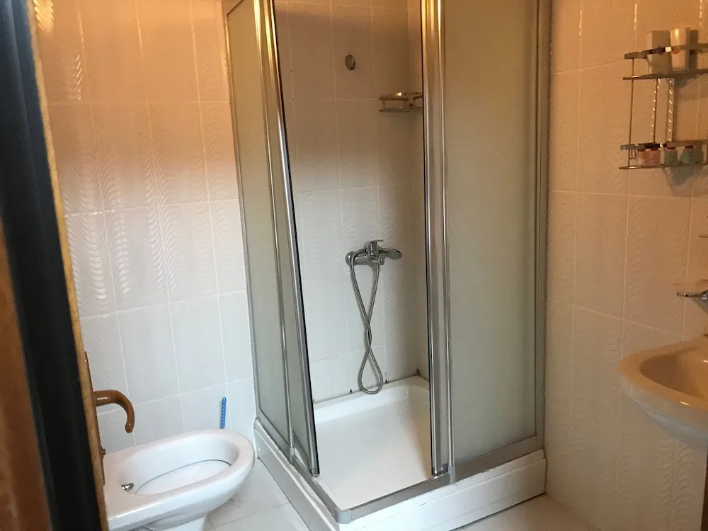 Deluxe Tek Büyük Yataklı Oda, Sigara İçilebilir, Göl Manzaralı