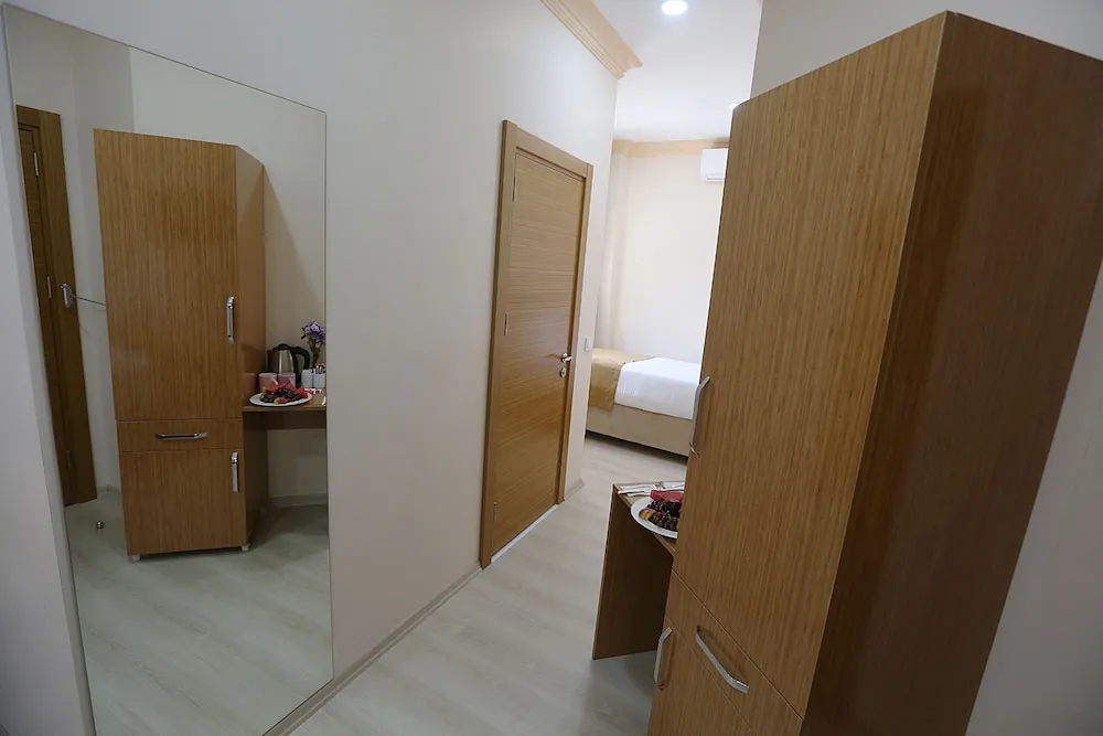 Deluxe Üç Kişilik Oda