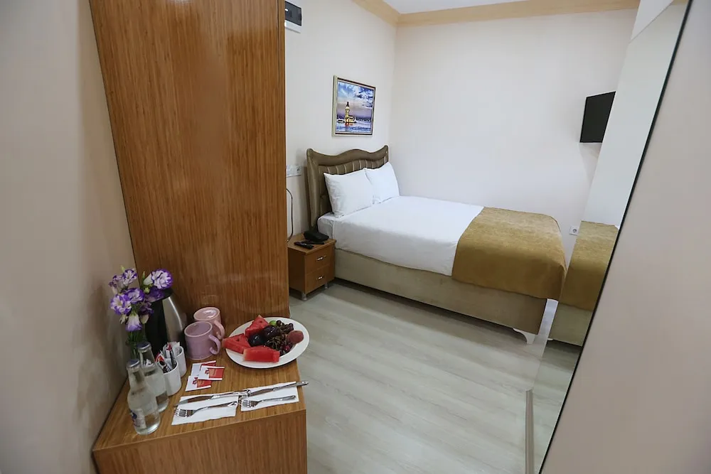 Deluxe Üç Kişilik Oda