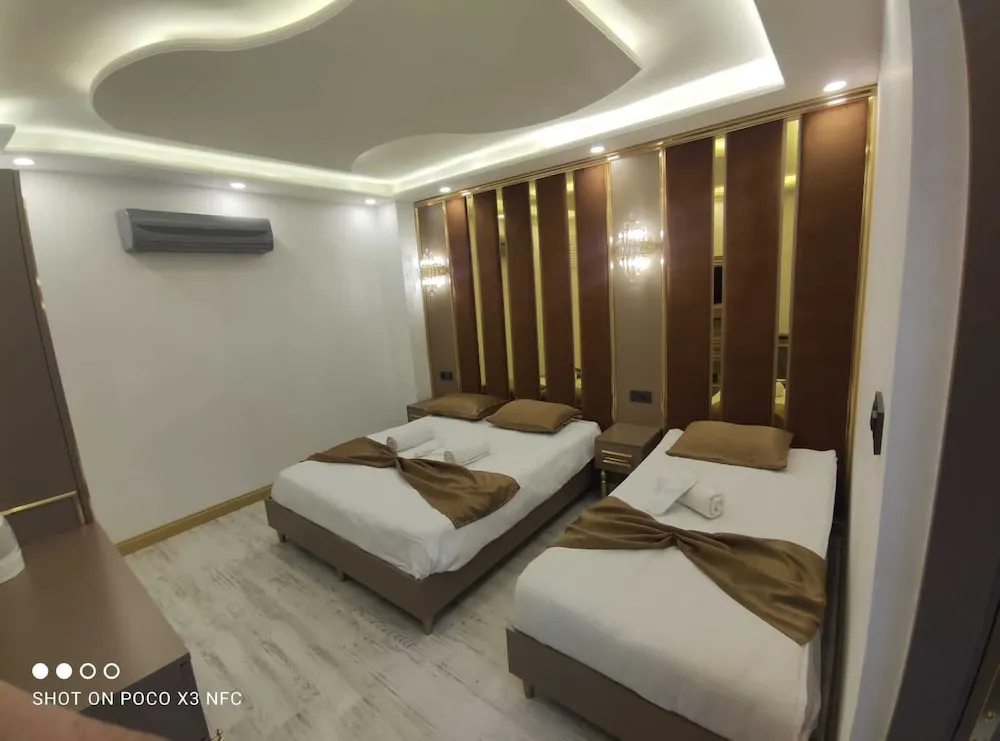 Tek Büyük Yataklı Oda