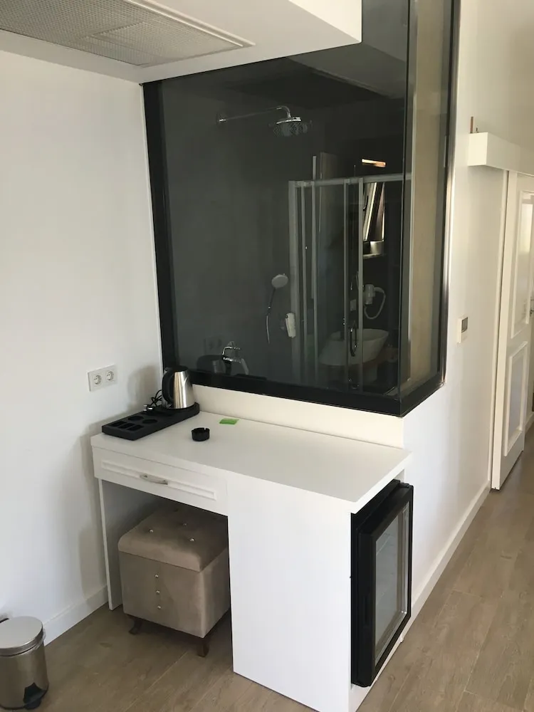 Deluxe Tek Büyük Yataklı Oda (No5 Atlantis)
