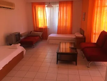 Helene Apart Hotel
