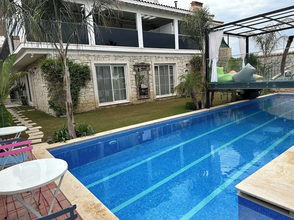 Deluxe Üç Kişilik Oda