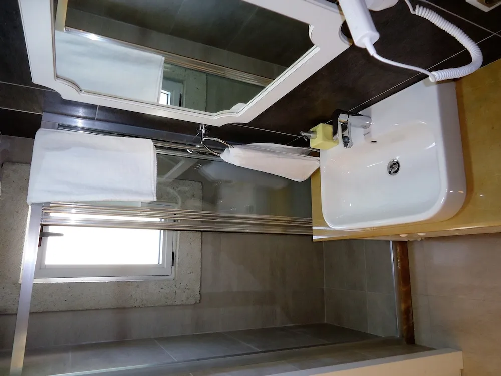 Deluxe Dört Kişilik Oda, Dağ Manzaralı