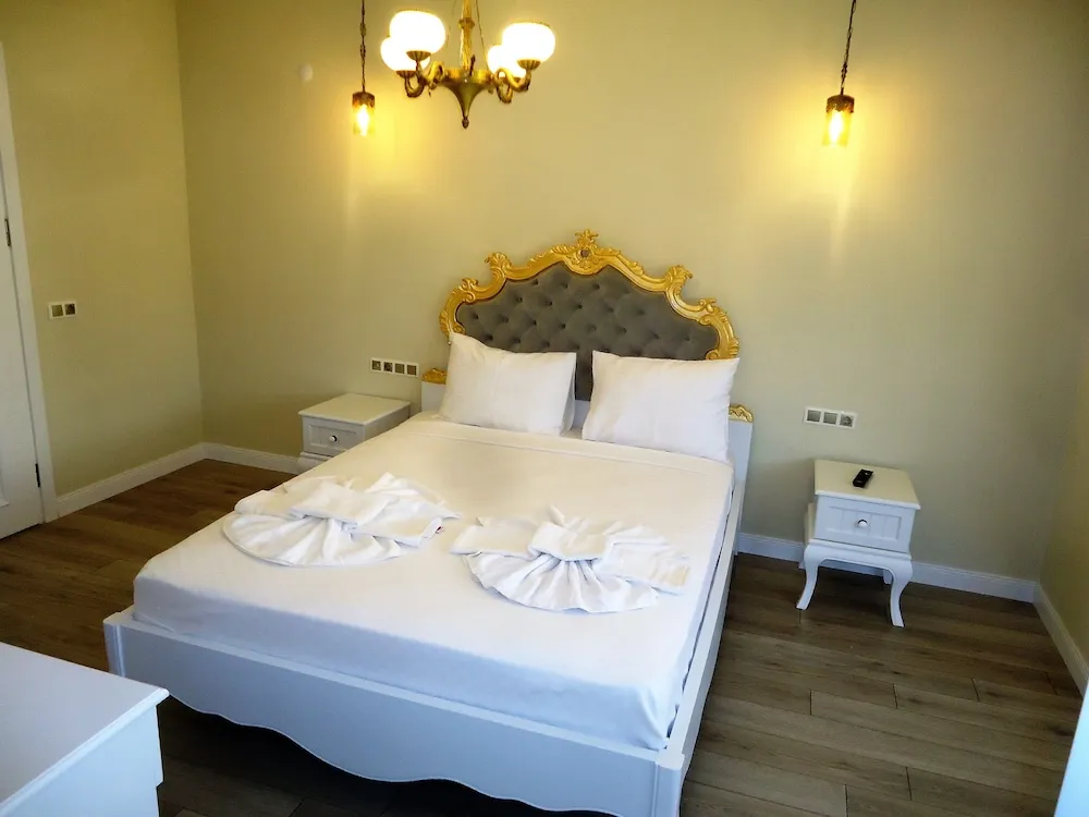 Deluxe Dört Kişilik Oda, Dağ Manzaralı