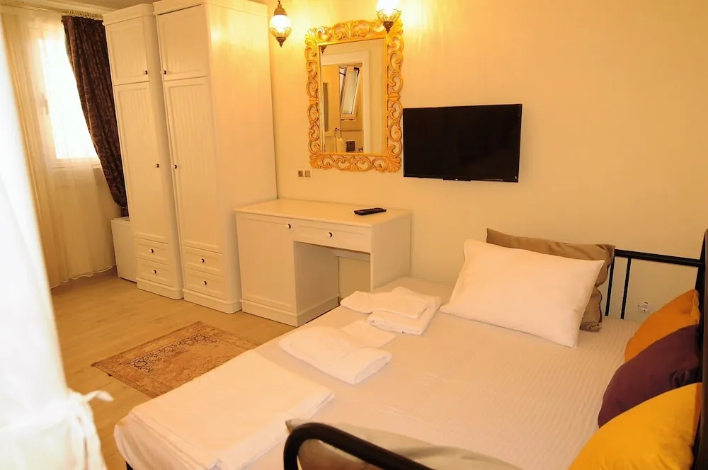 Deluxe Dört Kişilik Oda, Dağ Manzaralı