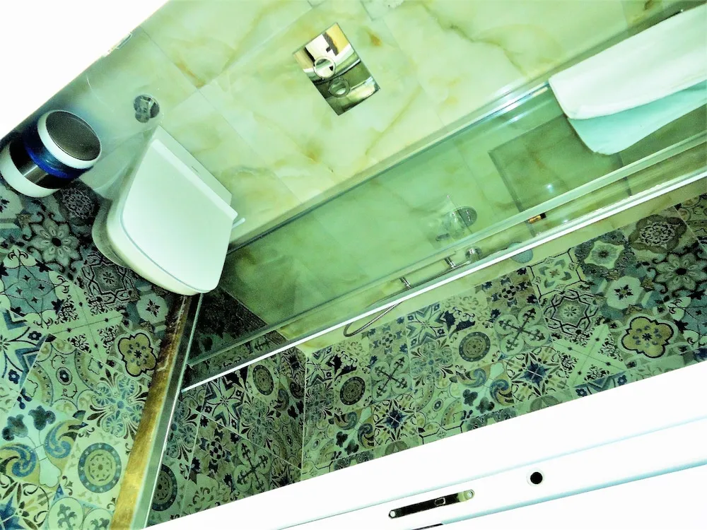 Deluxe Dört Kişilik Oda, Dağ Manzaralı