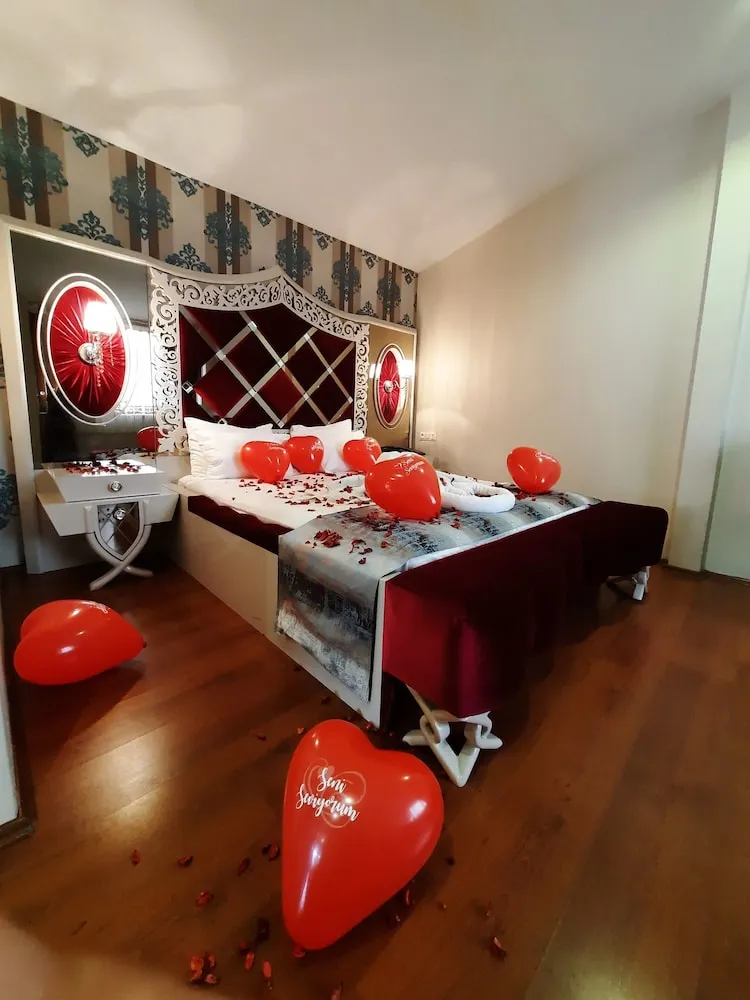 King Suite with Sea View