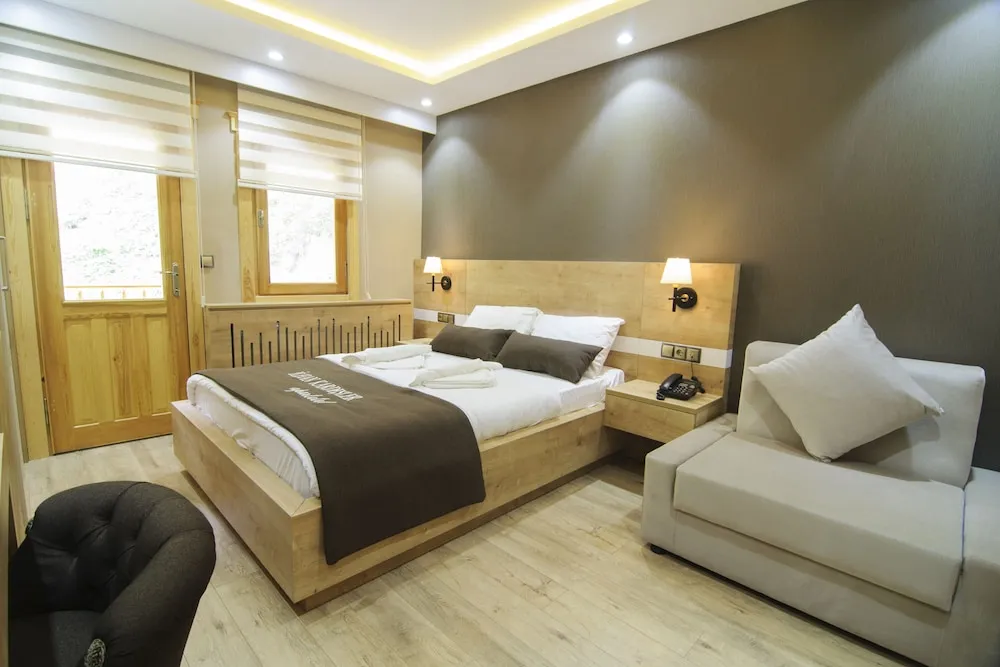 Deluxe Apart Daire, 2 Yatak Odalı,Balkonlu